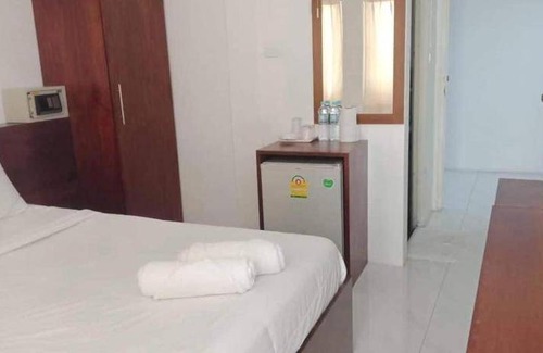 Pattaya Bay Hotel | 25 m² Hotel ∙ 2 guests