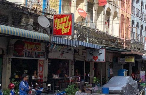 Pattaya Bay Hotel | 25 m² Hotel ∙ 2 guests