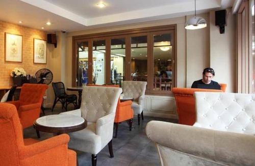 Chana Songkhram House | 25 m² Motel ∙ 127 guests
