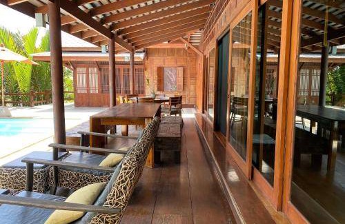 Amphawa Hotel | 250 m² Hotel ∙ 2 bedrooms ∙ 6 guests