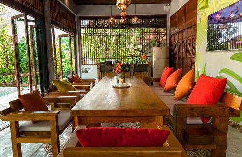 Amphawa Hotel | 250 m² Hotel ∙ 2 bedrooms ∙ 6 guests