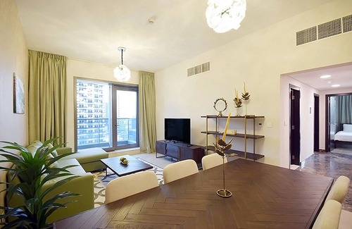 Dubai Marina Apartment | 2BR Stunning Marina View Sparkle Tower