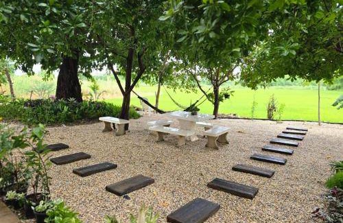 Sakae Krang Bed & Breakfast | 30 m² Bed and breakfast ∙ 2 guests