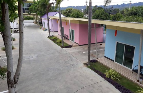 Nong Bua Hotel | 30 m² Hotel ∙ 4 guests