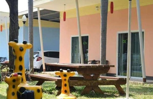 Nong Bua Hotel | 30 m² Hotel ∙ 4 guests