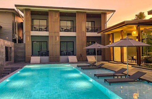 Khemarat Hotel | 32 m² Hotel ∙ 4 guests