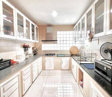 Arun Amarin Bed & Breakfast | 34 m² Bed and breakfast ∙ 4 guests