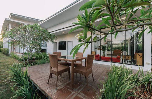 Mae Kon Resort | 34 m² Resort ∙ 4 guests