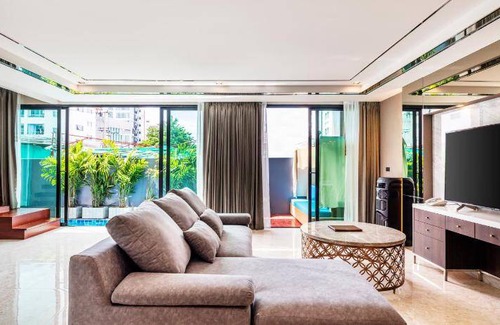 Phlabphla Hotel | 340 m² Hotel ∙ 2 bedrooms ∙ 127 guests