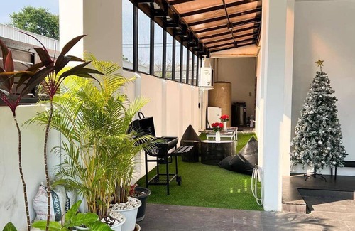 Wang Thonglang House | 350 m² House ∙ 4 bedrooms ∙ 20 guests