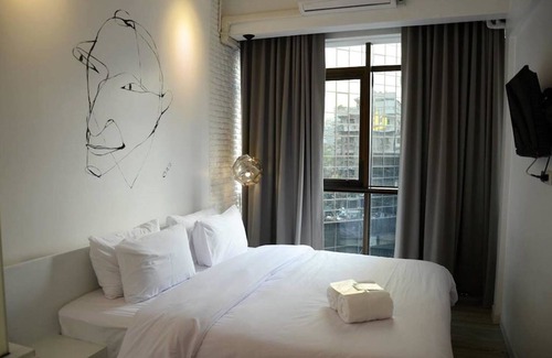 Khlong Toei Nuea Hostel | 3Howw Hostel at Sukhumvit 21