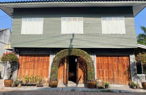 Prakhon Chai Bed & Breakfast | 40 m² Bed and breakfast ∙ 2 guests