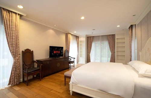 Nong Prue Villa | 400 m² Villa ∙ 3 bedrooms ∙ 10 guests