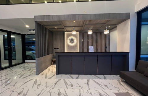 Bang Pakong Hotel | 47 m² Hotel ∙ 5 guests