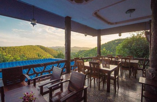 Sangkhla Buri Resort | 48 m² Resort ∙ 4 guests