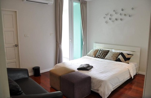 Ekkamai House | 4BR, Cozy & Fashionable house
