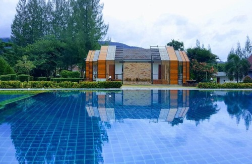 Suan Phueng Resort | 50 m² Resort ∙ 4 bedrooms ∙ 12 guests