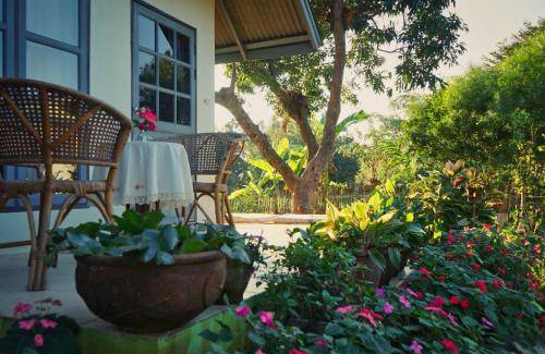 Mae Chan House | 60 m² Farmhouse ∙ 5 bedrooms ∙ 4 guests