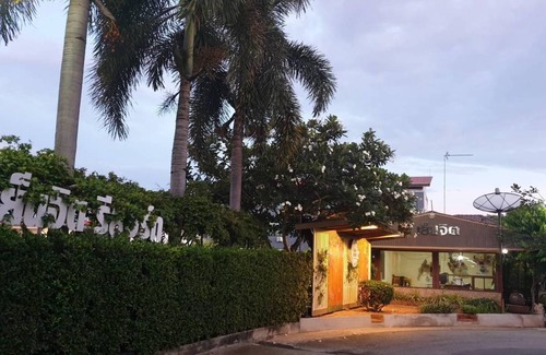 Chachoengsao Resort | 60 m² Resort ∙ 20 guests