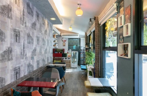 Bang Phlat Apartment | 60 m² Serviced apartment ∙ 13 guests
