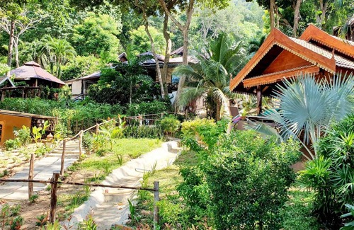 Nuea Khlong Resort | 65 m² Resort ∙ 2 bedrooms ∙ 127 guests