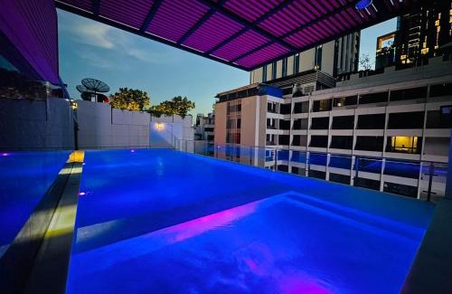 Khlong Toei Nuea Apartment | 6th Avenue Sukhumvit BKK Two Bedrooms BTS Asok Nana MRT Sukhumvit