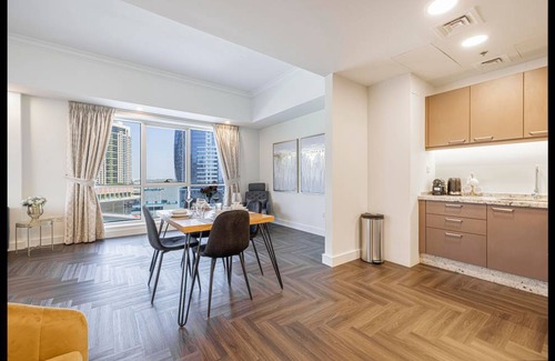 Business Bay Apartment | 86 m² Apartment ∙ 2 bedrooms ∙ 2 guests