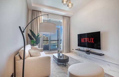 Downtown Dubai Apartment | 988 m² Apartment ∙ 1 bedroom ∙ 2 guests