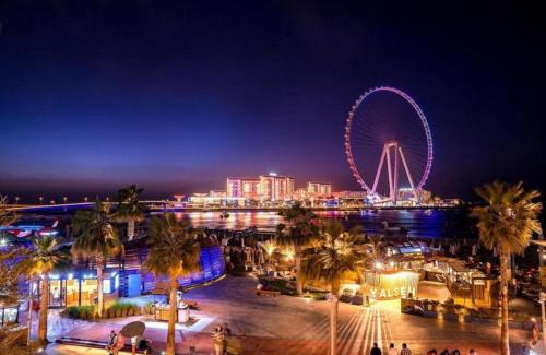 Dubai Marina Hostel | Ahlan Stays