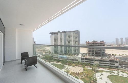 Al Barsha Apartment | Al Barsha Apartment Sleeps 2 with Private Balcony