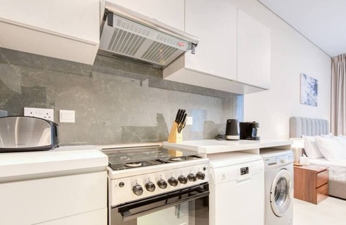 Business Bay Apartment | Alluring Studio Apartment in Business Bay