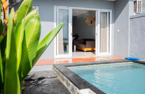 Taman Griya Apartment | Apartment with private pool