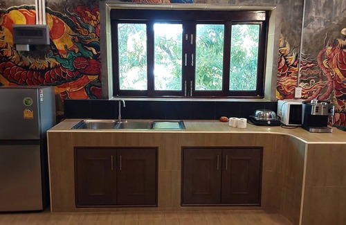 Thong Sala Hostel | Araya Boutique Hotel