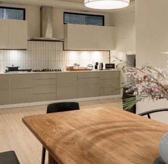 Asoke House | Asok house Sukhumvit27 Free BF
