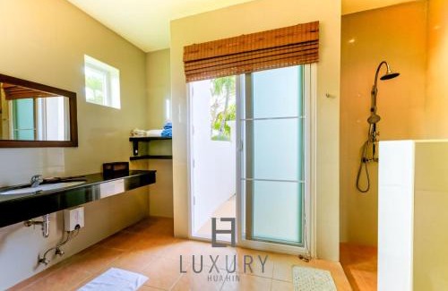 Nong Kae House | Bali Style 2 Bedroom Villa with Pool - B99