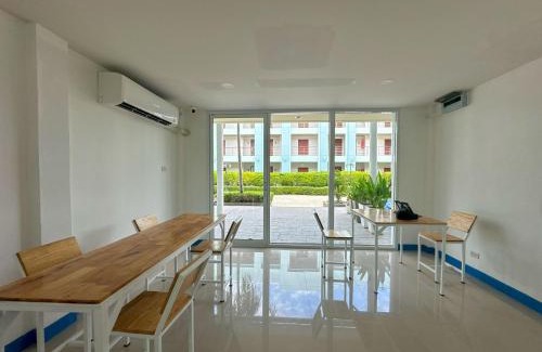Ko Phi Phi Hostel | Blue Horizon Hostel By Blue Flow