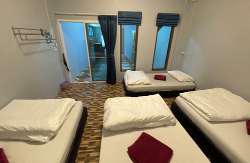 Khlong Sok Hostel | Boom Hostel Khao Sok