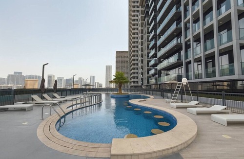Jumeirah Village Circle Apartment | Bright 1 Bedroom Apartment with JVC open view