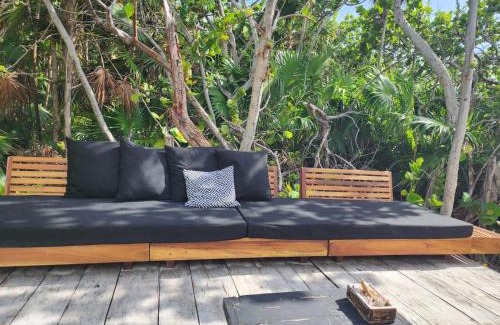 Chacchoben Villa | Casa Tolok in Tulum Beachfront
