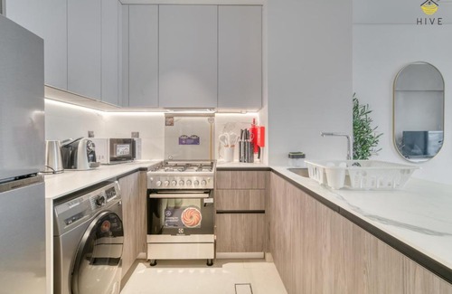 Barsha Heights Apartment | Central 1 Bedroom Apartment in Euro Residence