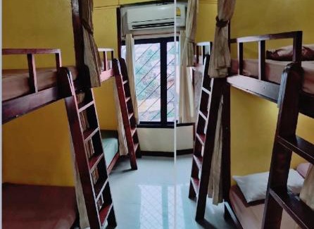 Wua Lai Hostel | Chiang Mai Gate Capsule Hostel