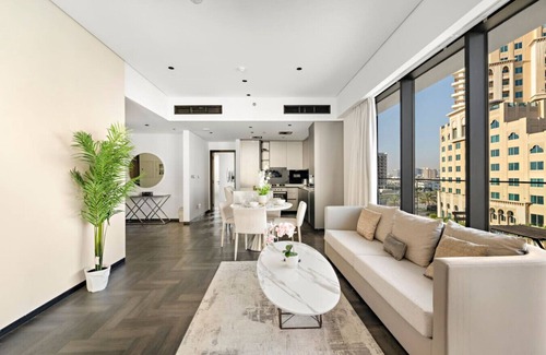 Jadaf Apartment | Chic 2BR | Close to Burj Khalifa, Dubai Mall & Creek