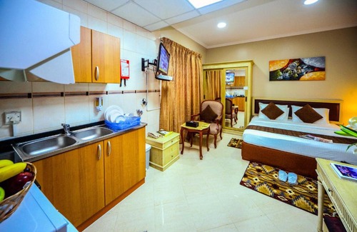 Al Khan Apartment | Chic Suite Close To Sharjah Beach and Aquarium