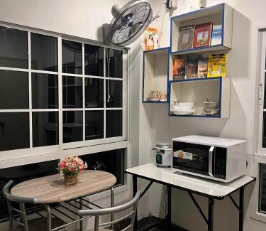 Phra Khanong Nuea Hostel | Comfy Crib Hostel