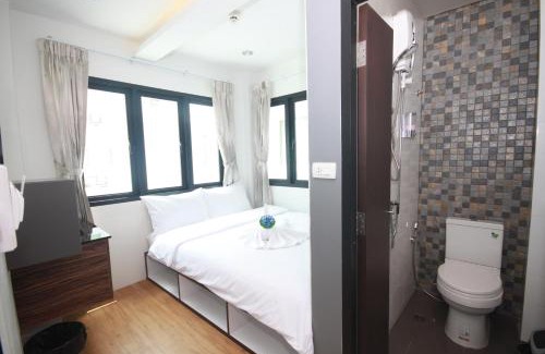 Talat Yot Hostel | Darin Hostel