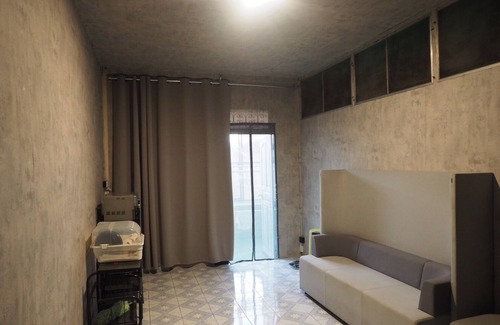 Don Muang Hostel | Doctor Alien Hostel