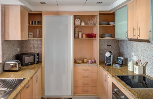 Al Sufouh 2 Apartment | Dream Inn - Glamorous Apartment - Marina View