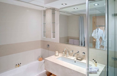 Al Sufouh 2 Apartment | Dream Inn - Glamorous Apartment - Marina View