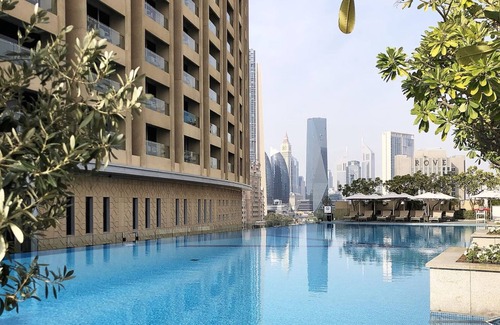 Downtown Dubai Apartment | Dream Inn - One-Bedroom Apartment Direct Access to Dubai Malln