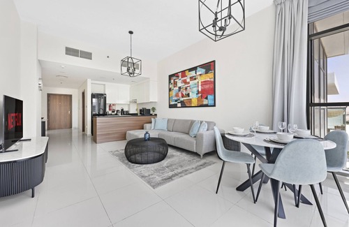 Dubai Apartment | Elegant 1 BD Apartment in Damac Hills